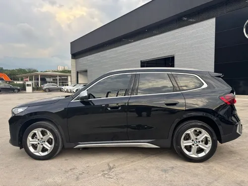 BMW X1 SDRIVE 18I XLINE AT 1500CC