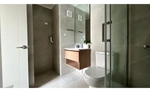 Arriendo Metro Irarrazaval / Jose Domingo Cañas