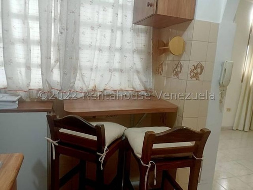Imagen 2 de 6 de Los Chaguaramos Cod Mls# 23-1796