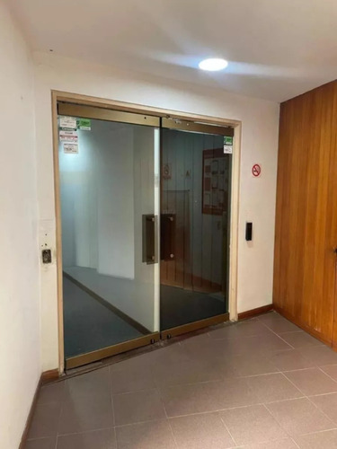 Alquiler Oficina 230 Metros Chuao Estacionamientos Inquilino Y Visitantes 2 Baños Vigilancia C4w