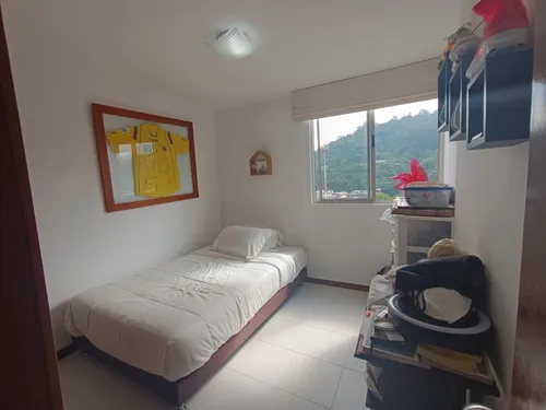 Apartamento En Venta En Los Colores. Cod V12009