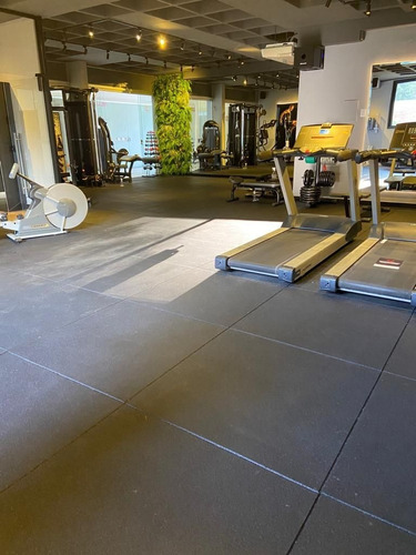 Imagen 7 de 10 de Piso De Caucho 1x1x11mm Para Gimnasio Y Plazas