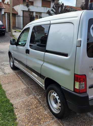 Imagen 5 de 17 de Peugeot Partner Confort 1.4n. 5 Plazas Doble Porton. Part