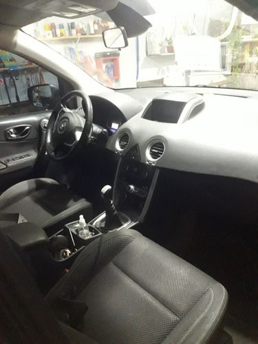 Imagen 2 de 4 de Renault Koleos 2013 2.5 Dynamique 4x4 Mt