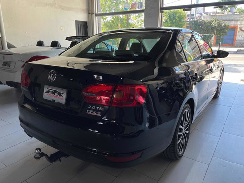 Imagen 7 de 12 de Volkswagen Vento 2.0 Sportline Tsi 200cv Dsg