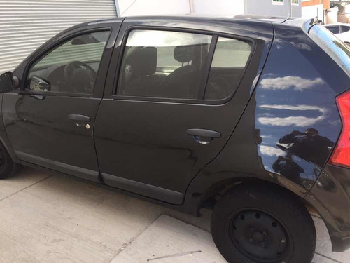 Renault Sandero 2011 1.0 16v Expression Hi-flex 5p