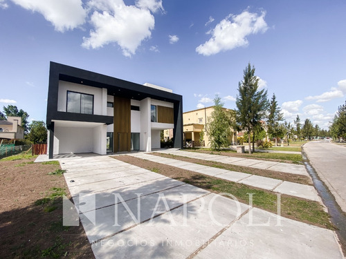 Imagen 3 de 14 de Venta De Casa A Estrenar, Principado Ciudad Náutica Canning