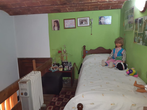 Ph 2 Ambientes Primer Piso Con Entrepiso Sobre Av Vieytes Barracas Venta