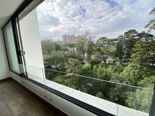 Apartaestudio En Arriendo Ubicado En Poblado Sector San Lucas (10743).