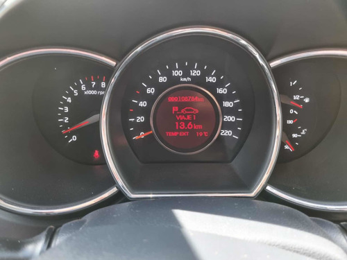 Imagen 11 de 14 de Kia Rio 2017 1.6 Ex Hatchback Mt