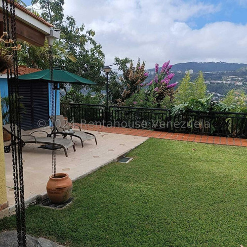 Ss: Vende Casa 24-13892 En Cumbres De Curumo De 832 M2. De 5h/7b/4pe