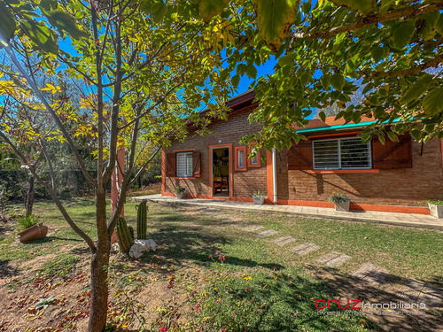 Casa De Campo De 150m2 En Carpintería, San Luis