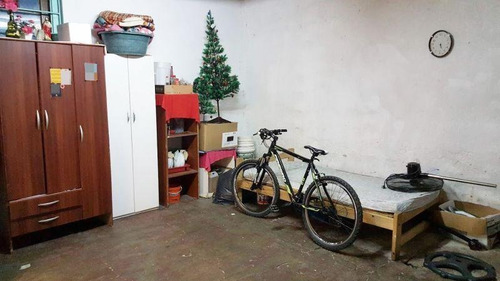 Venta Casa Floresta 4 Ambientes Garage Galpon