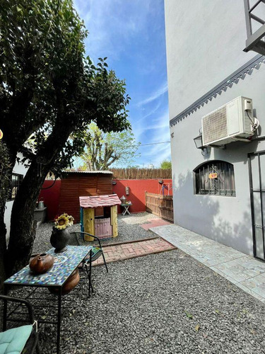Casa Quinta En Alquiler Para 8 Personas En Parque Leloir Con Quincho Cubierto