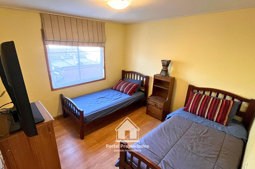 Amplia Casa, 4 Dormitorios, 3 Baños, Peñalolén