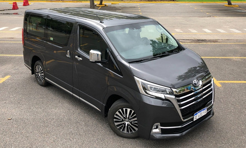 Imagen 2 de 15 de Toyota Hiace Wagon Van 2021