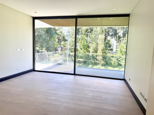 Exclusivo Dpto En Arriendo De 4hab/6b/3e/bod/serv/san Damian