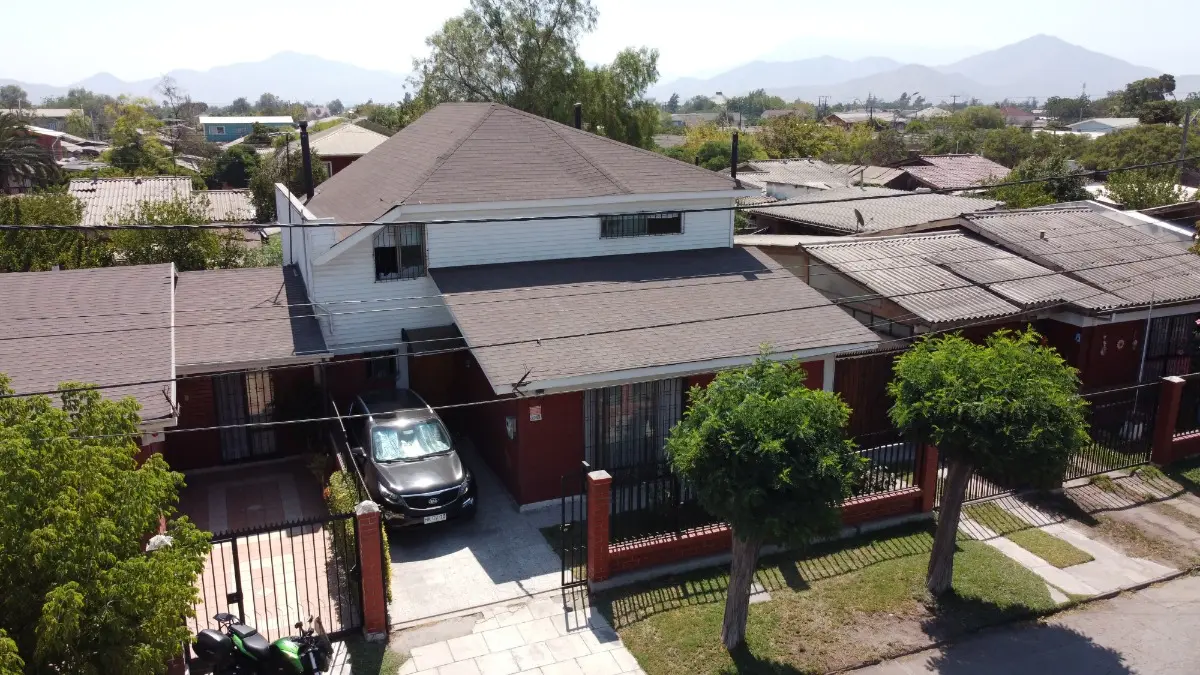 Imagen 1 de 14 de Gran Casa 4d/3b En Zona Residencial Av Portales Con Del Rey