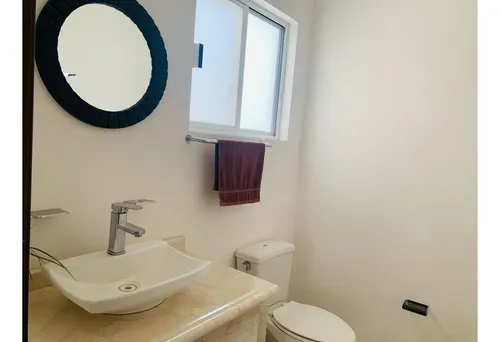 Casa Amueblada En Venta, San Juan Del Rio, Queretaro.