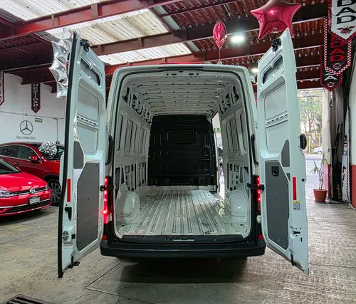 Volkswagen Crafter 2.0 Cargo Van 3.88 Ton Lwb Caja Extendida Mt