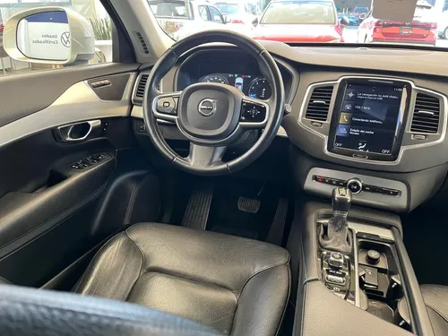 Volvo XC90 2.0 T6 Momentum Awd 5 Pas. At