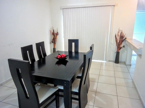 Casa Con Excelente Ubicación En Laguna De Santa Rita Del Bosque, Residencial Gran Morada, San Luis Potosí. Arf