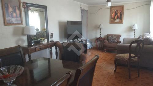 Casa En Venta De 2 Dorm. En Macul