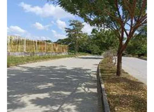 Se Vende Terreno Con Construcción Inconclusa, Sincelejo, Sucre