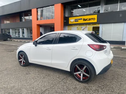 Mazda 2 1.5 Touring Mt