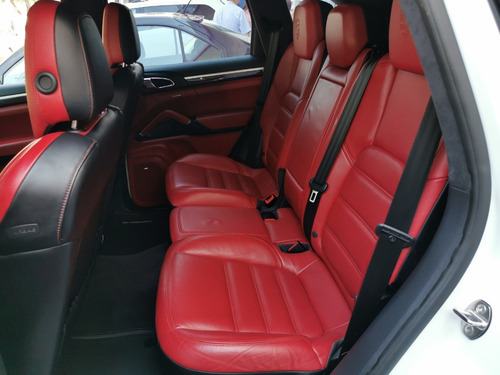 Imagen 6 de 15 de Cayenne Turbo S Impecable 2017