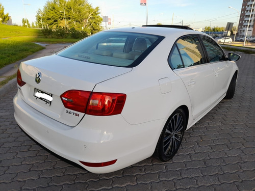 Imagen 5 de 21 de Volkswagen Vento 2014 2.0 Sportline Tsi 200cv Bi-xenon Dsg