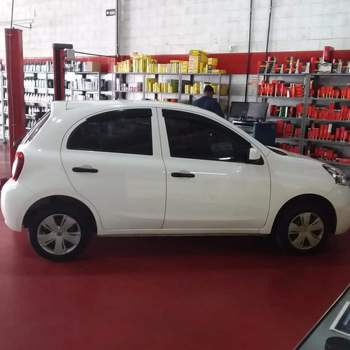 Nissan March 2017 1.0 12v S 5p