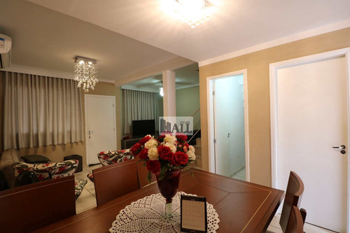 Casa À Venda No Jardim Vista Alegre Com 3 Quartos, 2 Vagas - V3653