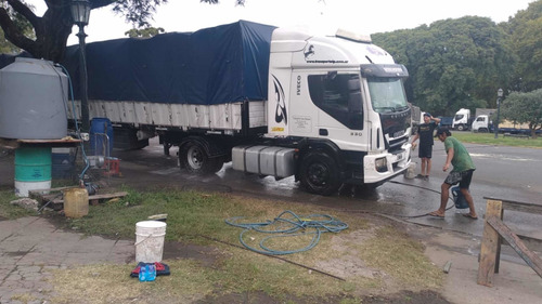 Camion Iveco Cursor 330