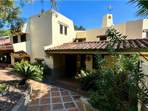 Vendo Casa 730m2 La Lagunita 0094