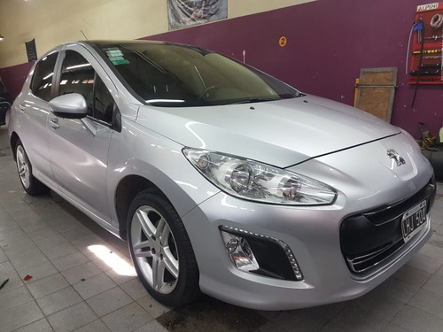 Peugeot 308 Feline 2.0 143cv Naf Aut. Km 78900. 1.095.000$