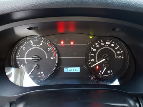 Imagen 9 de 15 de Toyota Hilux Dx Cabina Simple 4x2