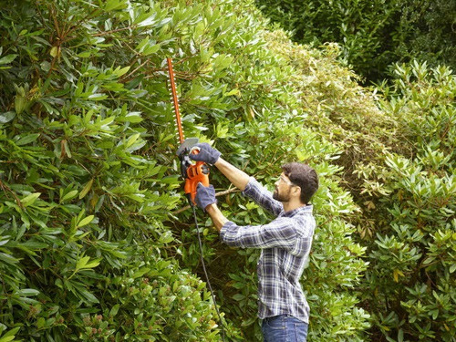 Imagen 9 de 12 de Cortasetos 420w Black+decker Beht201k-b3