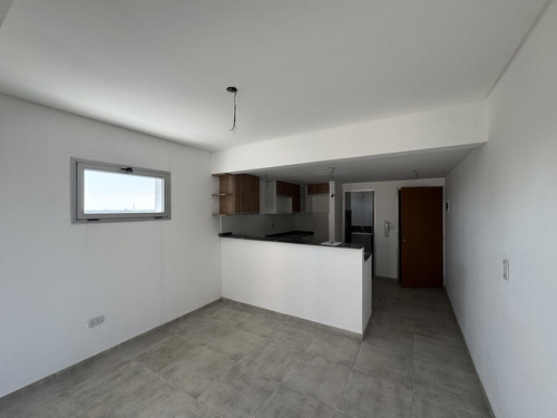 Monoambiente Divisible En Venta En Echesortu