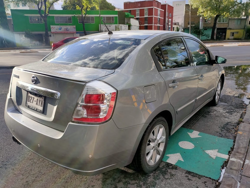 Imagen 9 de 14 de Nissan Sentra Emotion Cvt Blu At 2012