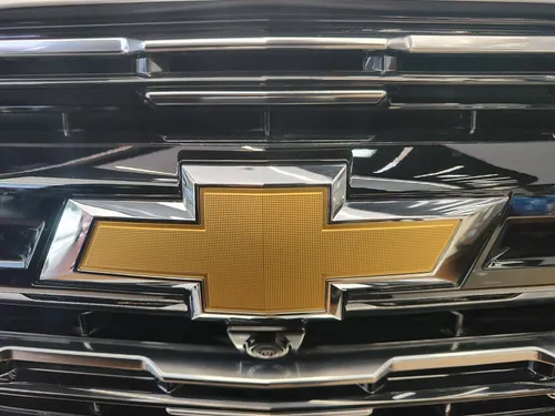 Chevrolet Suburban 6.2 High Country 4X4 At