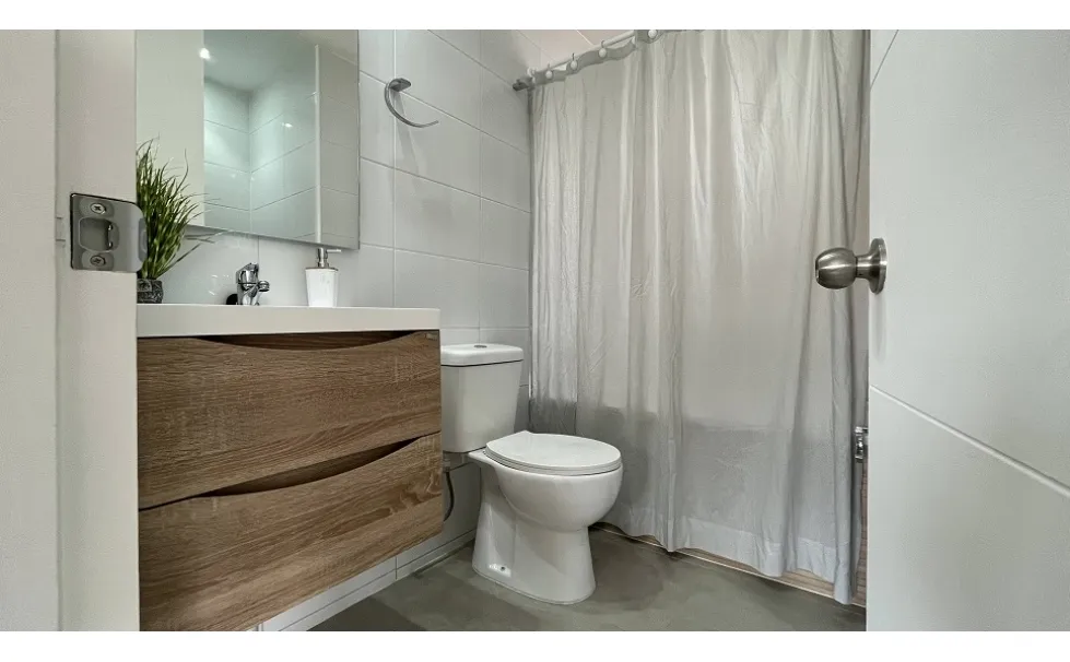 Imagen 4 de 14 de Arriendo Metro Cementerios / Av. Peru / Recoleta