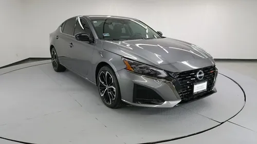 Nissan Altima 2023