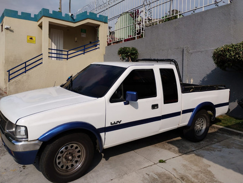 Chevrolet LUV 2.3 Space Cab Dlx Tfr