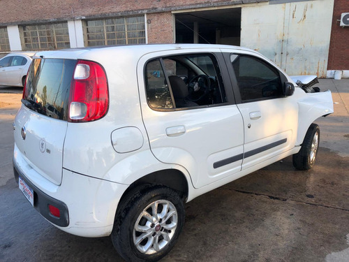 Imagen 16 de 25 de Fiat Uno 1.4 8v
