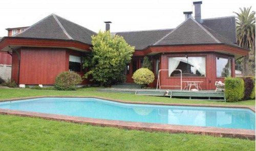 Hermosa Casa Con Excelente Ubicación , Osorno