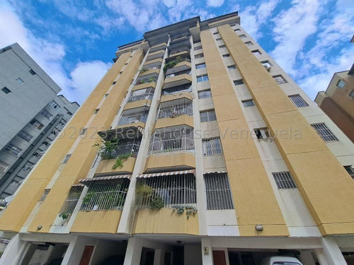 Apartamento Remodelado En Venta En La Urbina 24-21343 Cs