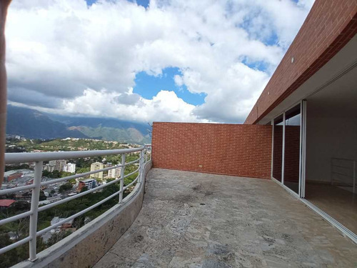 Imagen 18 de 20 de Se Vende Apartamento Ph Triplex De 334 M2 4h/4b/3p En Lomas Del Sol