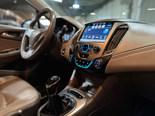 Imagen 10 de 11 de Chevrolet 2017 Cruze 1.4 4 Ptas Ltz
