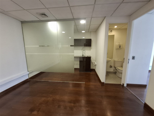 Lo Fontecilla 201, Recepción 3 Privados 2 Baños 2 Est.